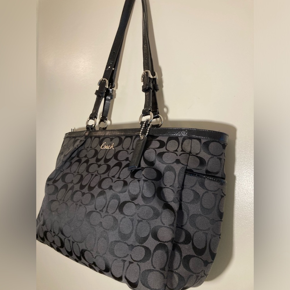 Coach black signature SHOULDERBAG  tote F17725 - Picture 3 of 12